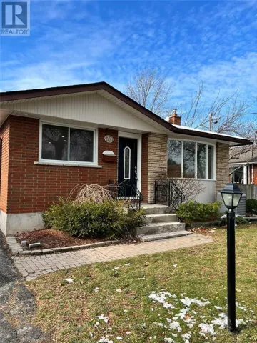 78 REGENT DRIVE, St. Catharines (Vine/Linwell), Ontario L2M3L7