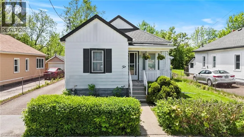 10 MONCK Street, St. Catharines, Ontario L2S1L6