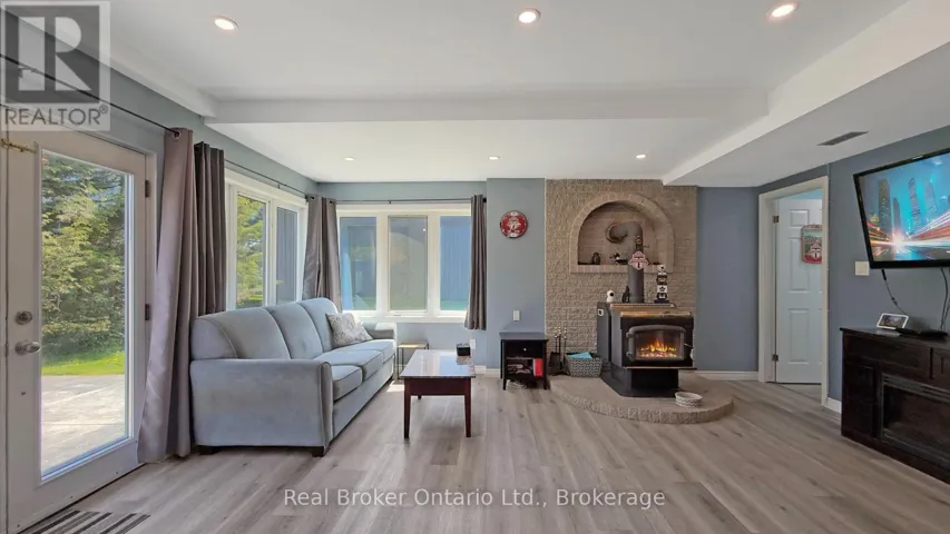 780