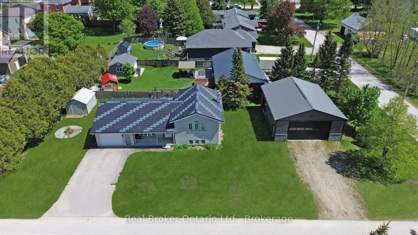 11 JAMES STREET W, Minto, Ontario N0G1M0