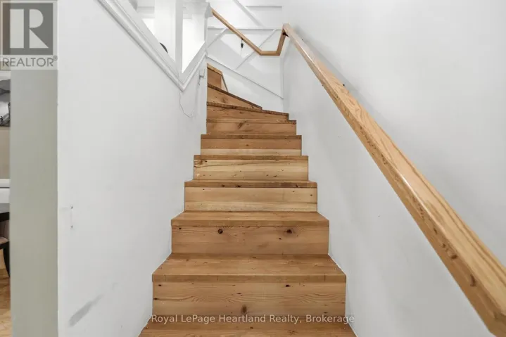 780