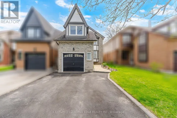 923 REDBIRD CRESCENT, Pickering (Liverpool), Ontario L1V5K8