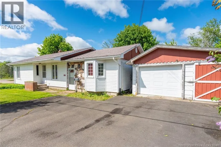 10 Webster Avenue, Moncton, New Brunswick E1E2N5