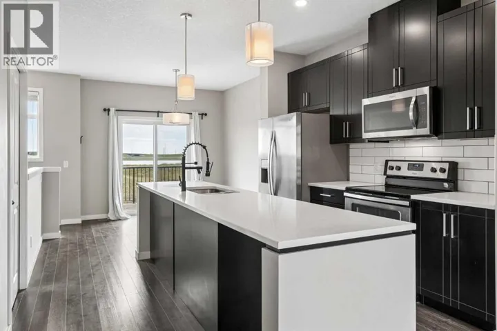120 Copperstone Villas SE, Calgary, Alberta T2X5A8