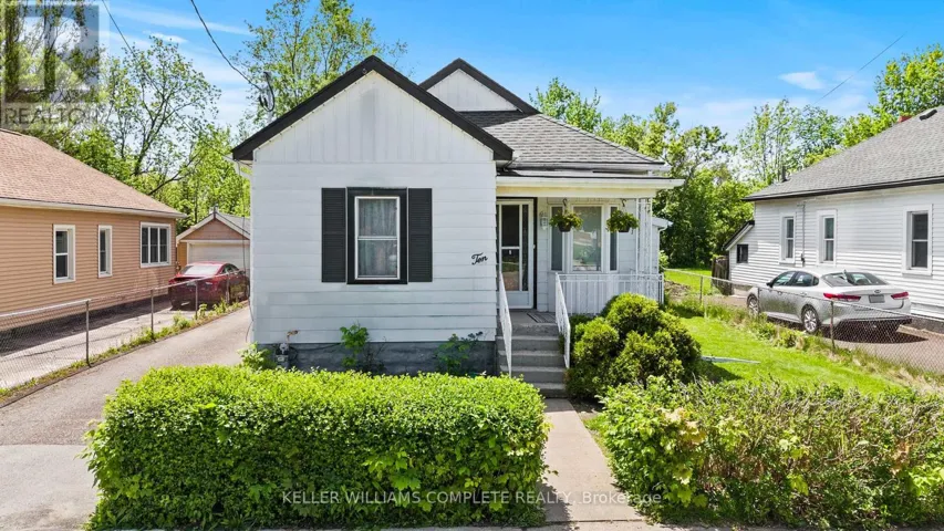 10 MONCK STREET, St. Catharines (Western Hill), Ontario L2S1L6