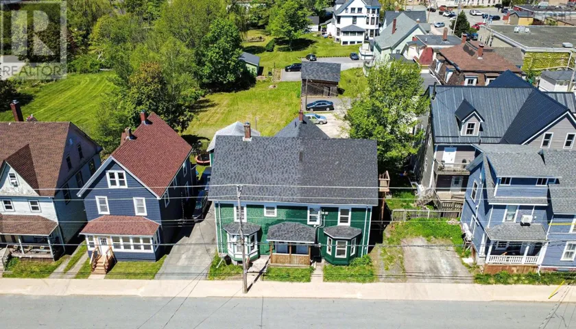 130 Gray Street, Windsor, Nova Scotia B0N2T0