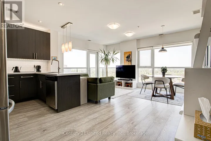 1702 - 1 VICTORIA STREET S, Kitchener, Ontario N2G1C5