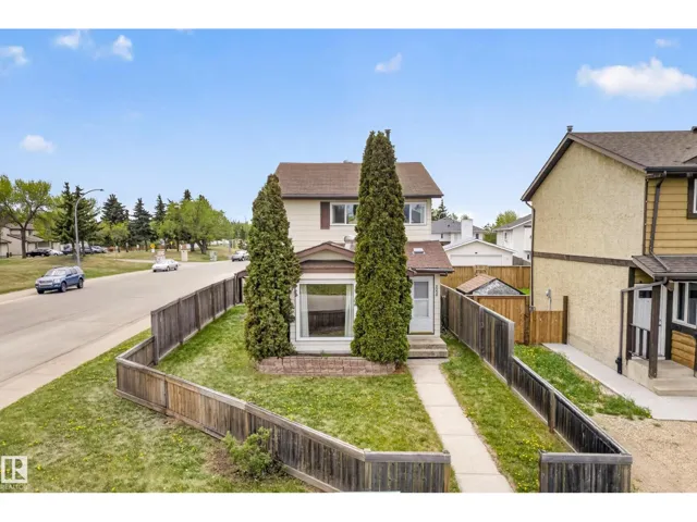 3004 36 ST NW, Edmonton, Alberta T6L4V9