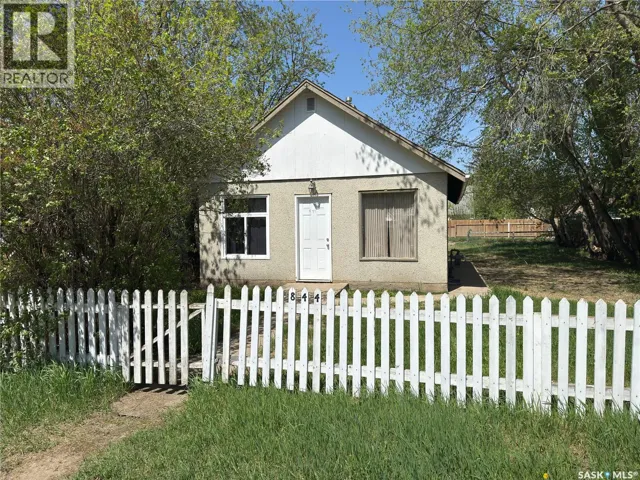844 13th STREET W, Prince Albert, Saskatchewan S6V3H3
