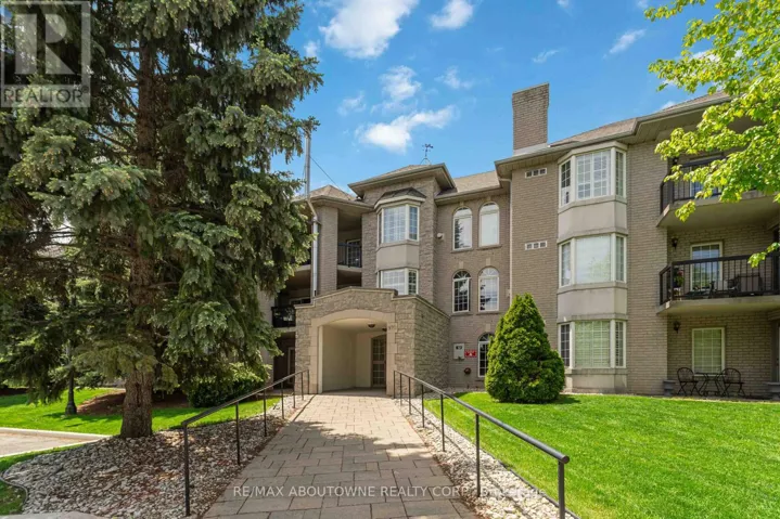 205 - 970 GOLF LINKS ROAD, Hamilton (Meadowlands), Ontario L9K1J8