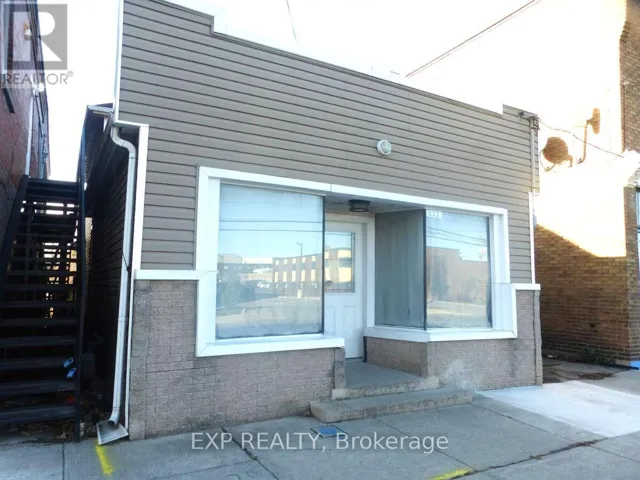 577 KING STREET, Welland (Lincoln/Crowland), Ontario L3B3L3