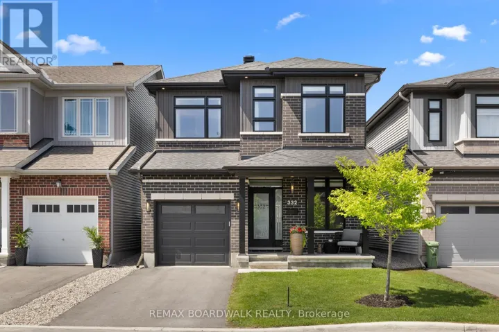332 FINIAL WAY, Ottawa, Ontario K2J6V9