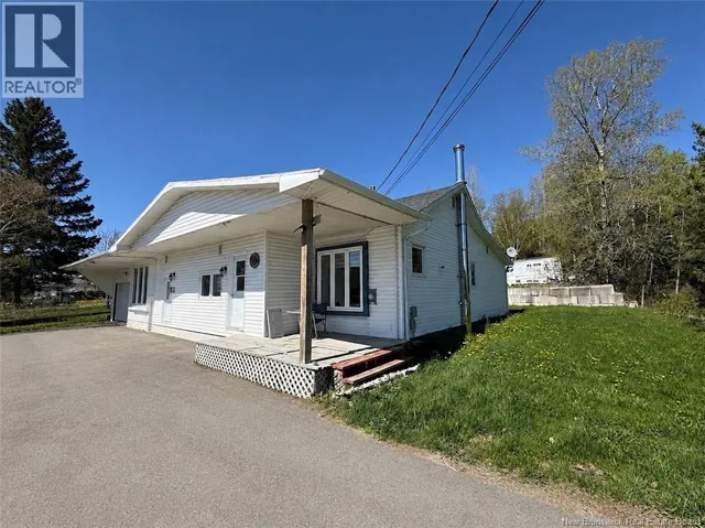 1043 Victoria Street, Edmundston, New Brunswick E3V3T6