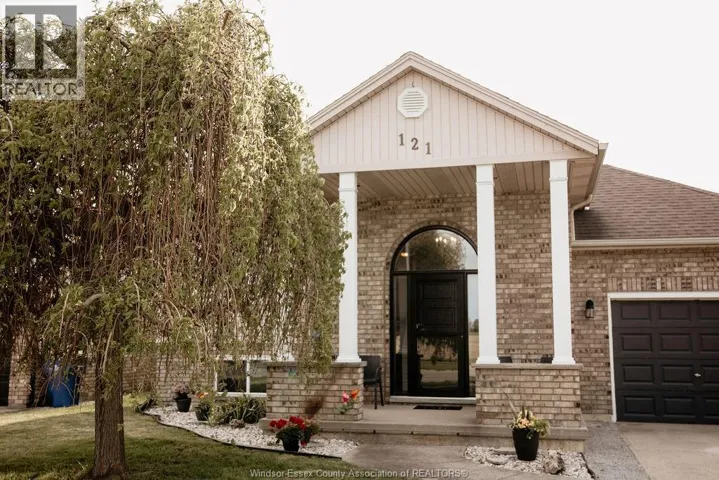 121 Queen St. South, Tilbury, Ontario N0P2L0