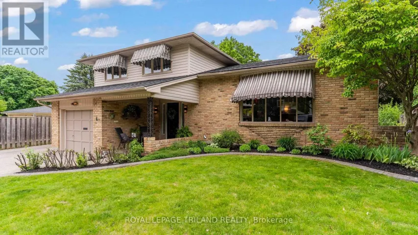 4 CONIFER CRESCENT, London South (South B), Ontario N6K2V2