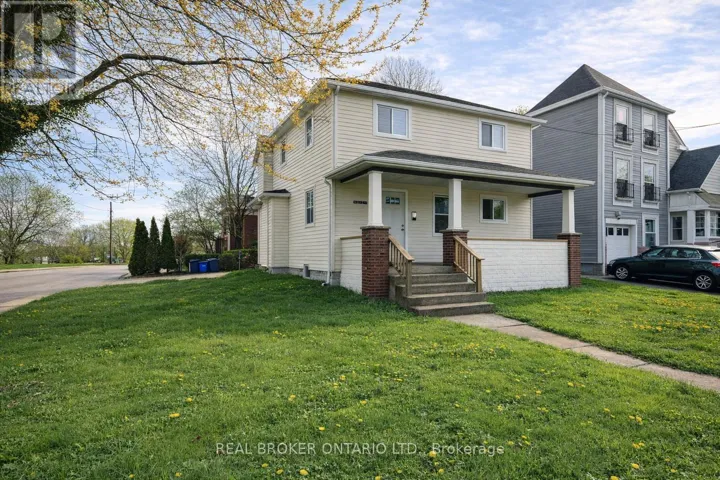 4394 ELLIS STREET, Niagara Falls (Downtown), Ontario L2E1H4