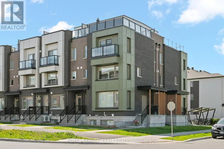762 MIKINAK ROAD, Ottawa, Ontario K1K5A5