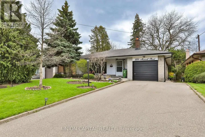228 MAXWELL STREET, Toronto (Bathurst Manor), Ontario M3H5B7