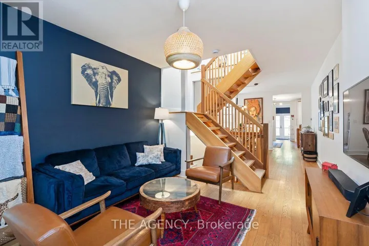 110 HASTINGS AVENUE, Toronto (South Riverdale), Ontario M4L2L2