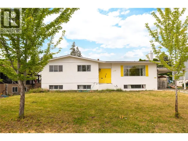 1738 Smithson Drive, Kelowna, British Columbia V1Y4E3