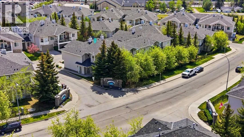 12 Rocky Vista Terrace NW, Calgary, Alberta T3G5G5