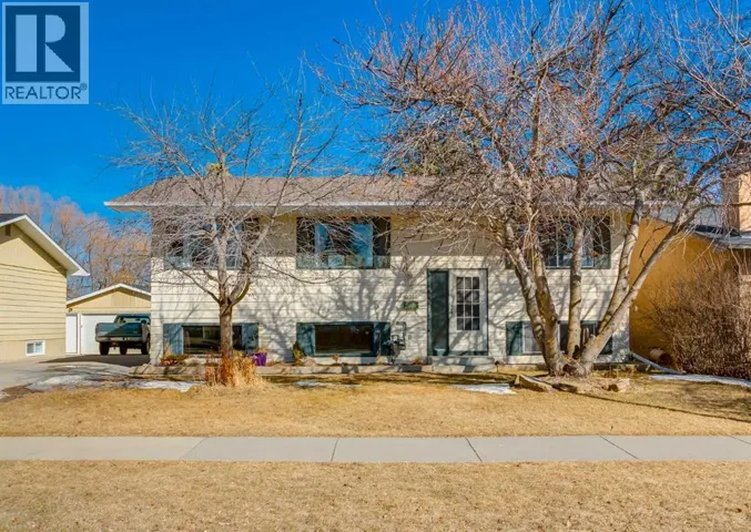 10012 Oakfield Drive SW, Calgary, Alberta T2V4B4