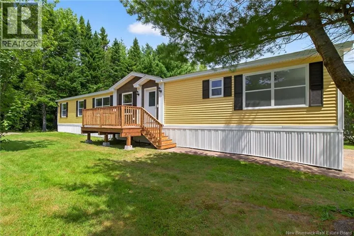 19 Bentley Avenue, Moncton, New Brunswick E1E4L1