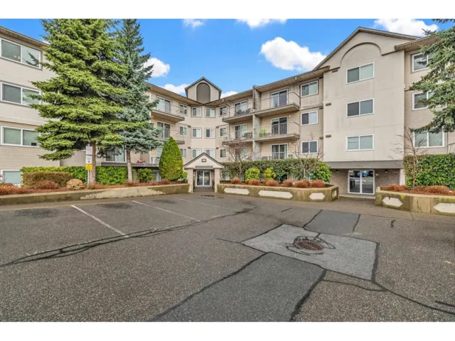 215 7694 EVANS ROAD, Sardis West Vedder, Chilliwack, British Columbia V2R3W3