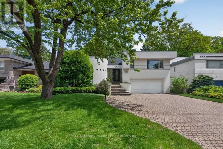 11 SAGUENAY AVENUE, Toronto (Bedford Park-Nortown), Ontario M5N2Y5