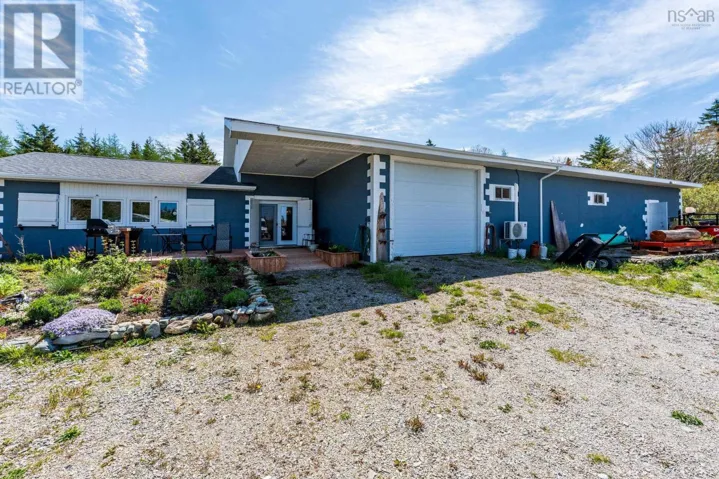 2292 Highway 3, Pubnico, Nova Scotia B0W3S0