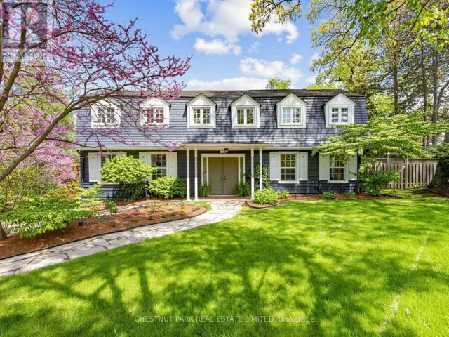 725 BEXHILL ROAD, Mississauga (Clarkson), Ontario L5H3K9