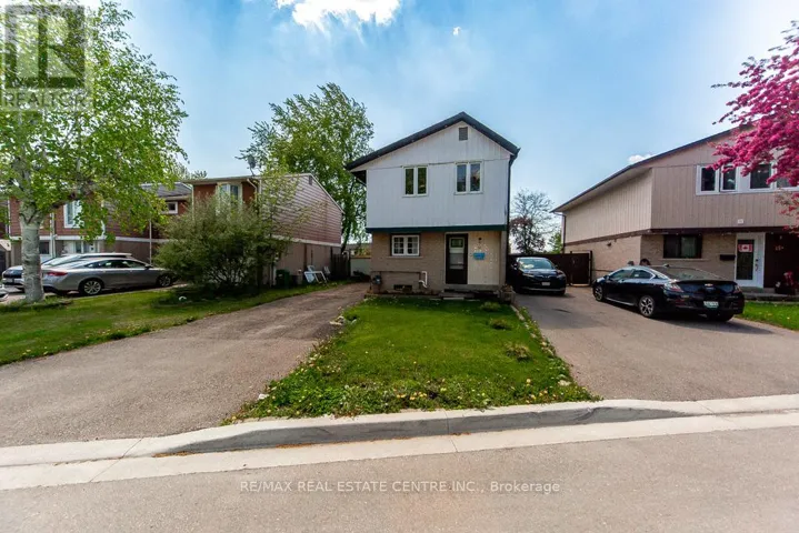 12 GREENHILLS SQUARE, Brampton (Northgate), Ontario L6S2J4