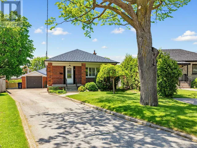 9 LETCHWORTH CRESCENT, Toronto (Downsview-Roding-CFB), Ontario M3M1Y7