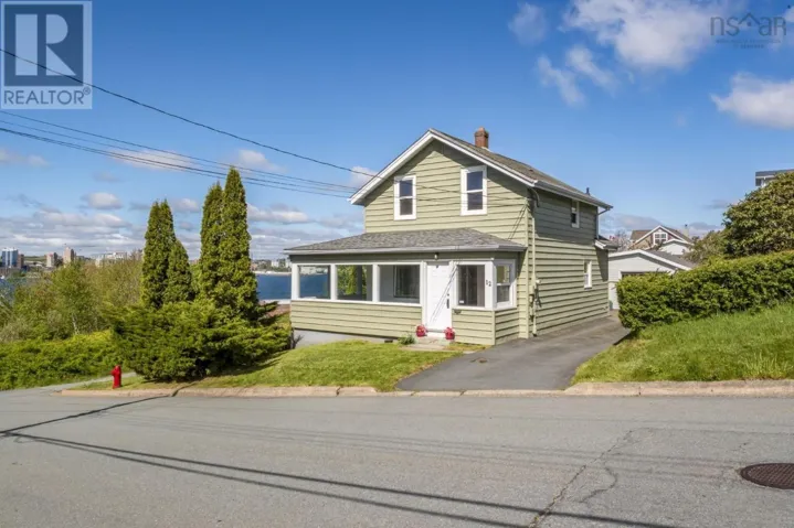 12 Arthur Street, Dartmouth, Nova Scotia B2Y2L4