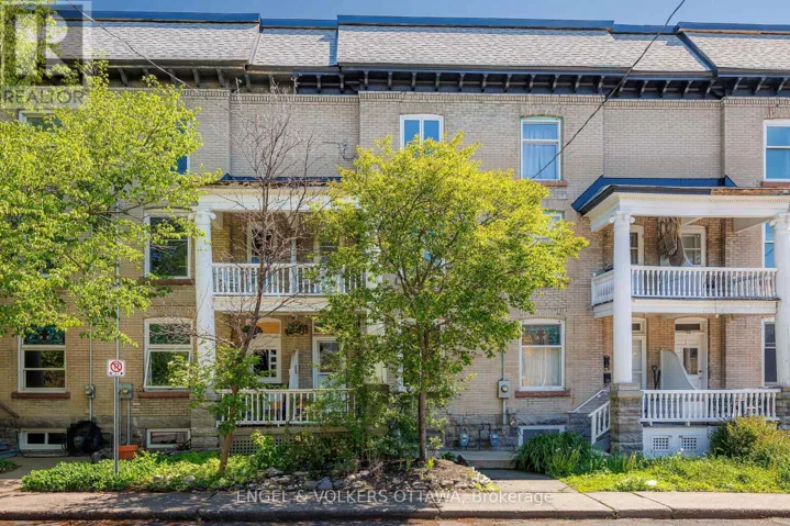 99 GOULBURN AVENUE, Ottawa, Ontario K1N8C9
