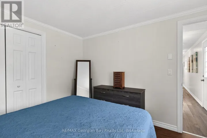 780