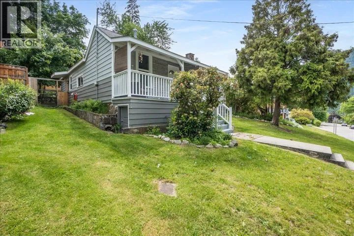 902 FELL Street, Nelson, British Columbia V1L3N2