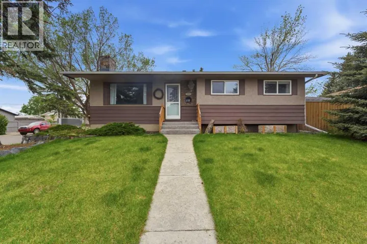 819 Avonlea Place SE, Calgary, Alberta T2H1W4