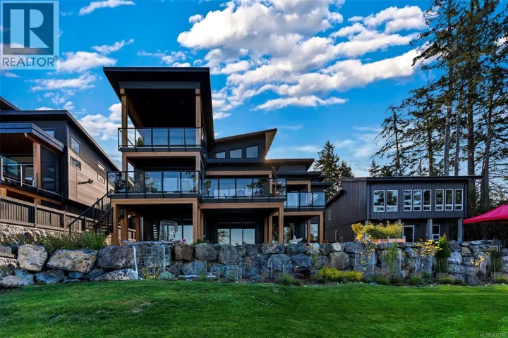 7210 Sea Cliff Rd, Sooke, British Columbia V9Z1A8