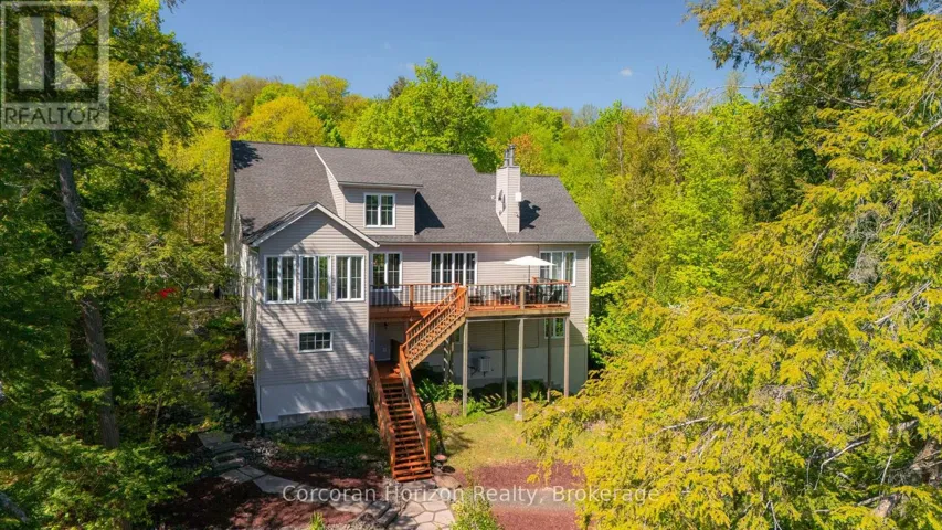 15 LYNDSEY LANE, McKellar, Ontario P2A0B5