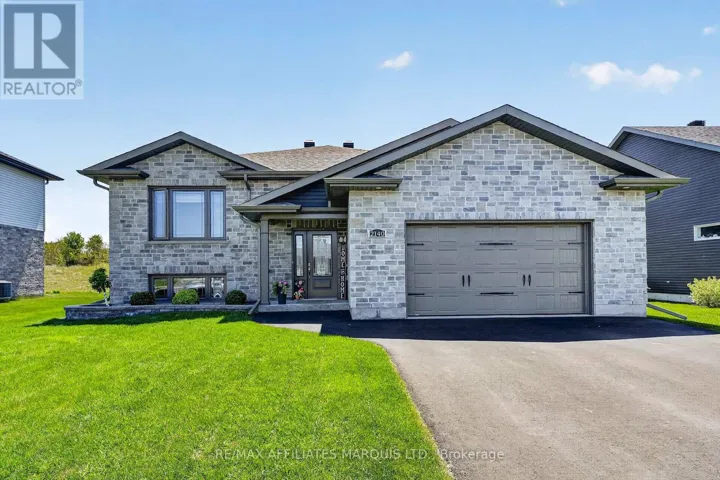2140 BURKE AVENUE, Cornwall, Ontario K6H5B4