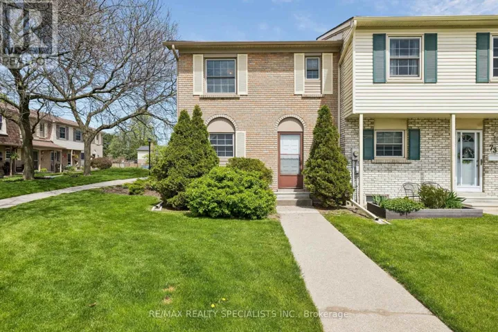72 - 580 EYER DRIVE, Pickering (West Shore), Ontario L1W3B7