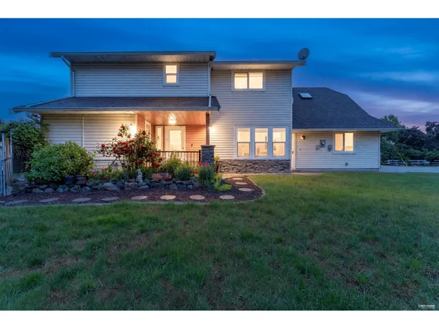 41355 YARROW CENTRAL ROAD, Yarrow, Yarrow, British Columbia V2R5G5