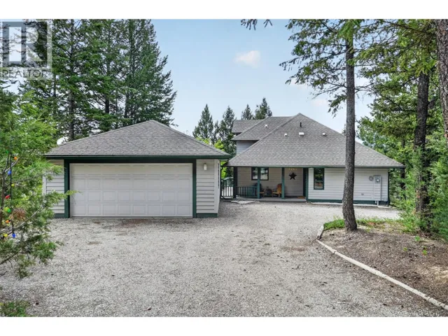 1067 Timberhill Place, Windermere, British Columbia V0A1K3