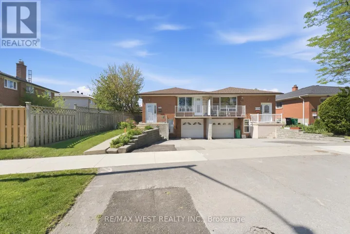 7066 MAGIC COURT, Mississauga (Malton), Ontario L4T3A1