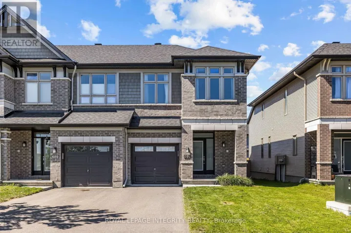 691 CAPRICORN CIRCLE, Ottawa, Ontario K4M0J5