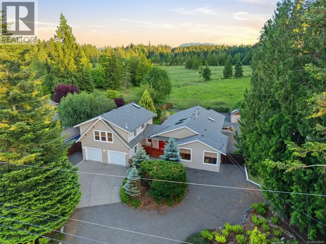 891 Terrien Way, Parksville, British Columbia V9P1T2