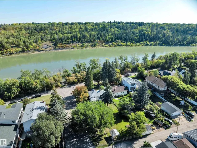 10148 87 ST NW, Edmonton, Alberta T5H1N4