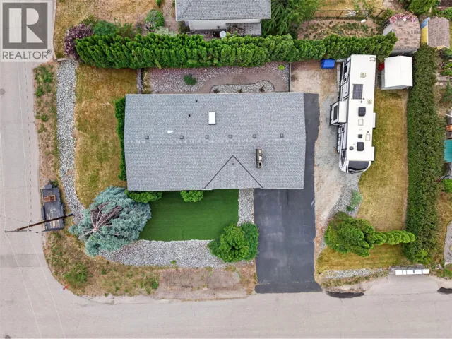 1685 Jonathan Road, Kelowna, British Columbia V1P1A7