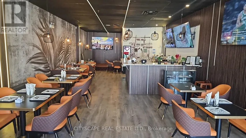 5 - 29 KING STREET E, Kitchener, Ontario N2G2K6